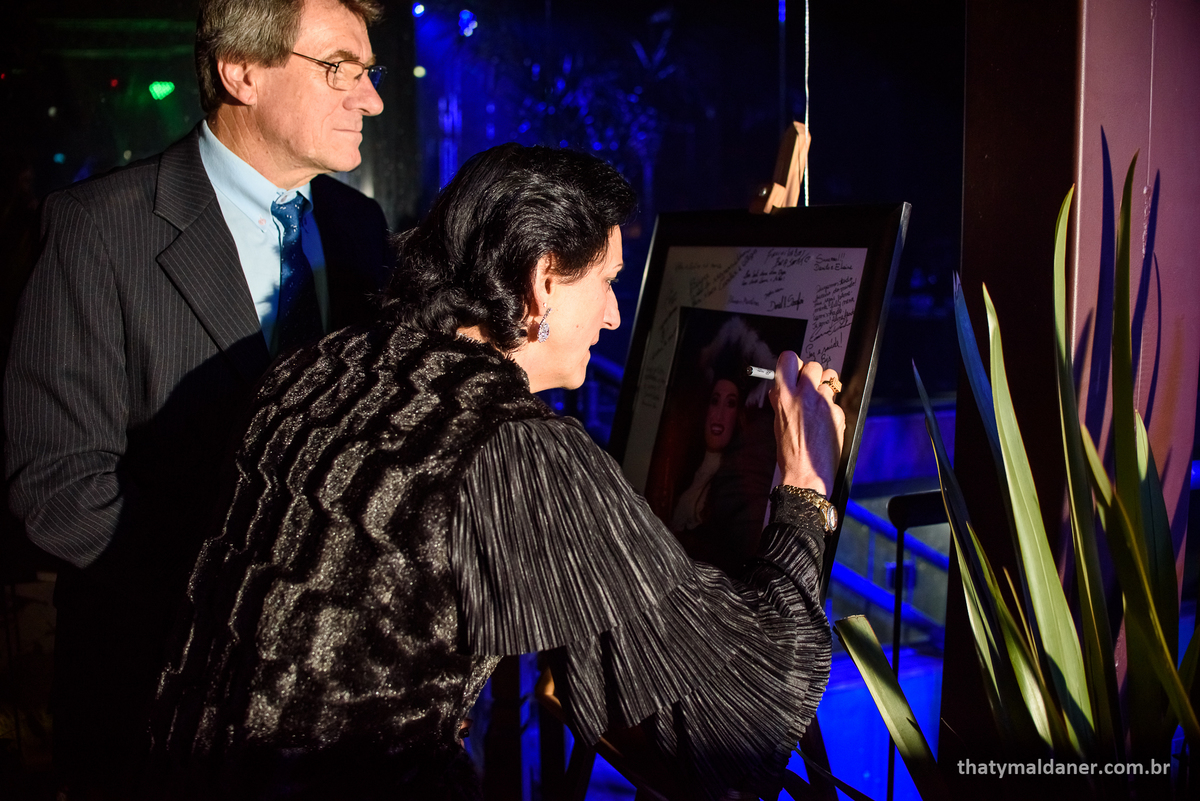 Fotos de formatura  em Lajeado RS por Thaty Maldaner Fotografia -  decoração Exclusiva Eventos. Local, festa de formatura JAMROCK SKATE LOUNGE