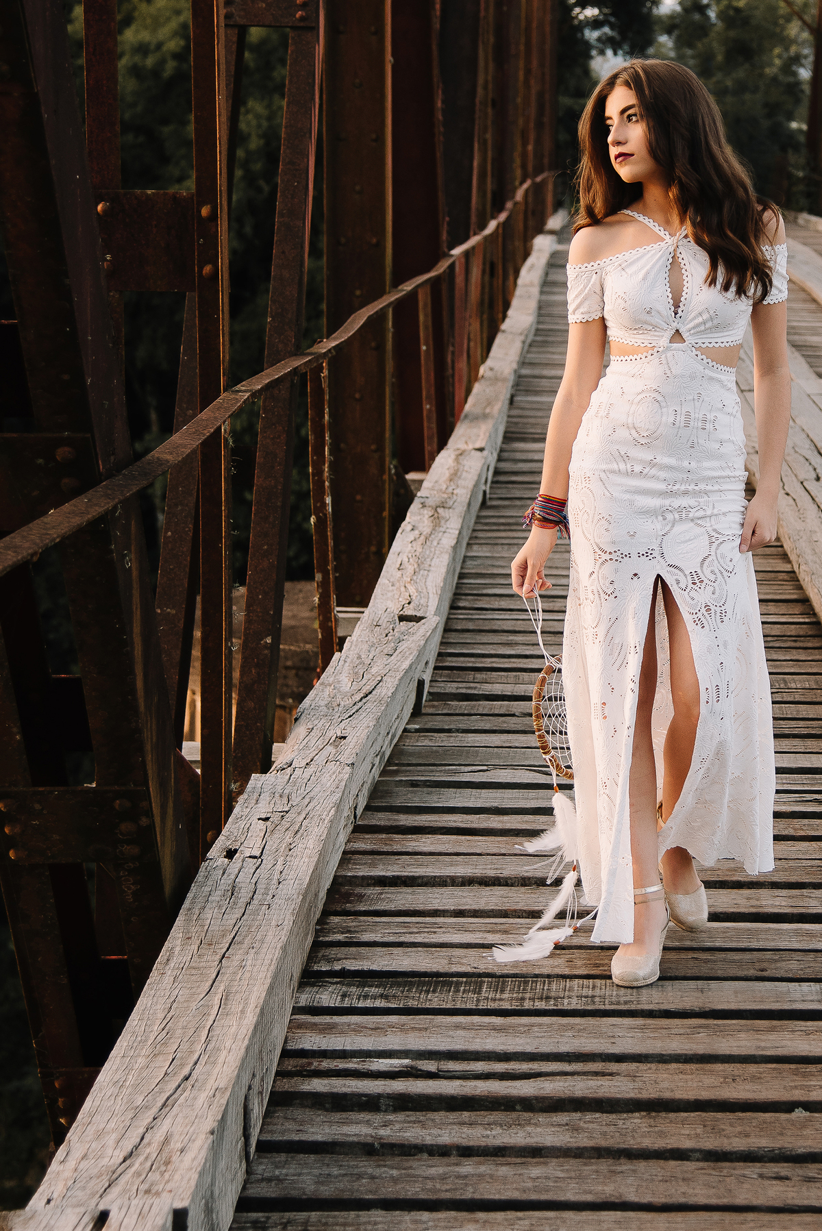 Ensaio de 15 anos em Lajeado por Thaty Maldaner Fotografia na  ponte de ferro