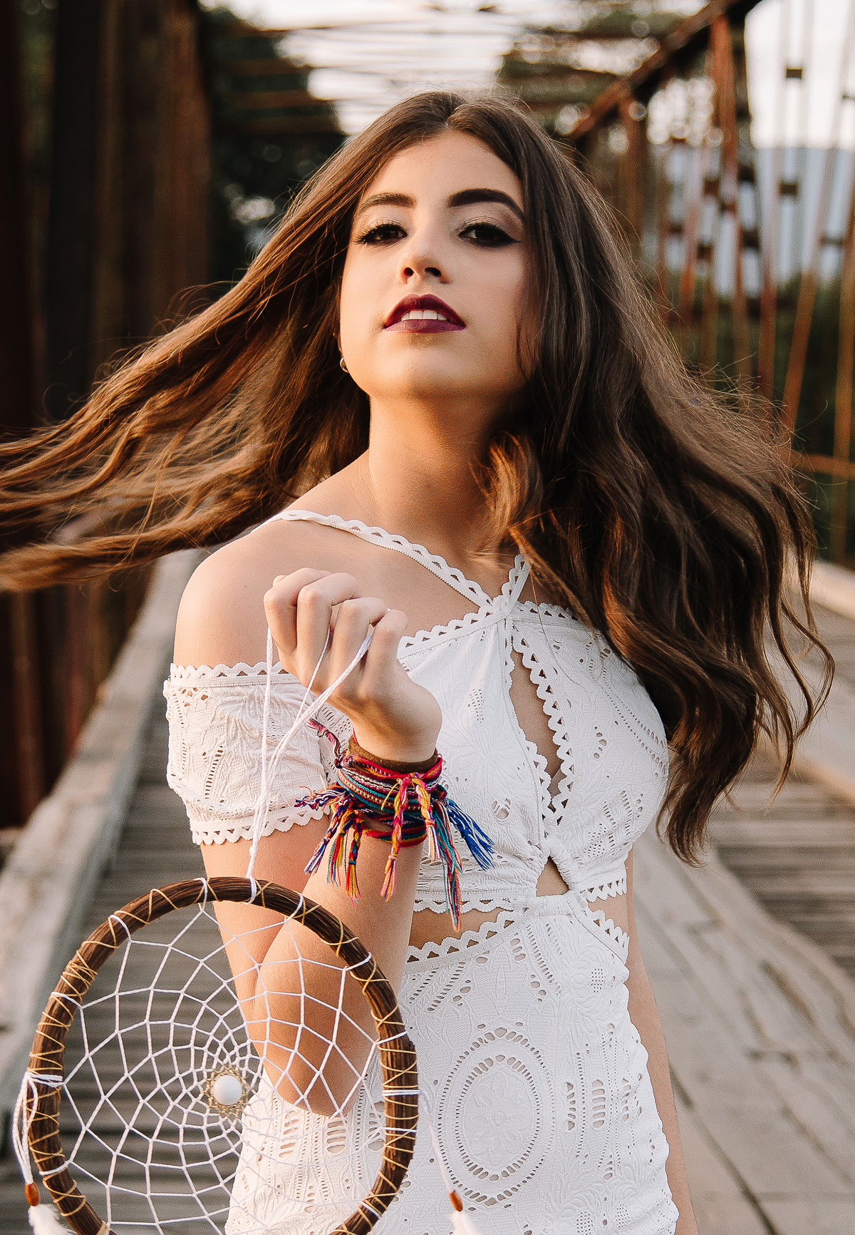 Ensaio de 15 anos em Lajeado por Thaty Maldaner Fotografia na  ponte de ferro