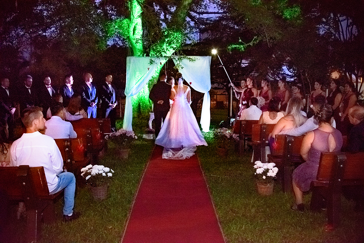 fotografia de casamento ao ar livre, noivado, vestido de noiva, pajem, aia, casamento civil,  Vestido Maira Nonnemacher