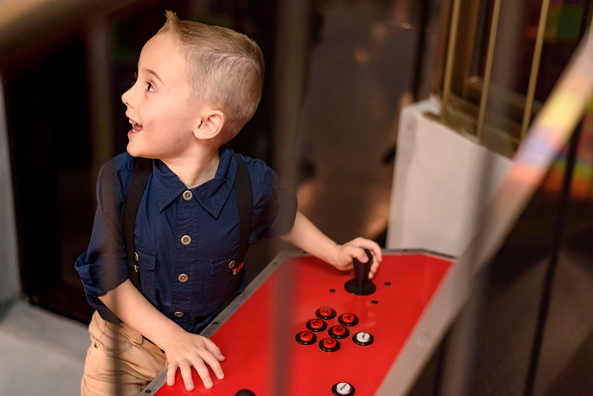 aniversário infantil de 4 anos  na brinq mania em lajeado, rio grande do sul, casa de festa, por thaty maldaner fotografia,  Carine Kruger Jornal Agora no Vale, divesão, alegria, brinquedos festa criança.