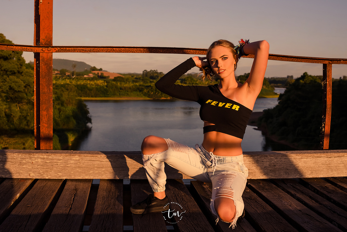 foto tumblr ensaio de 15 anos na natureza ponte de ferro 