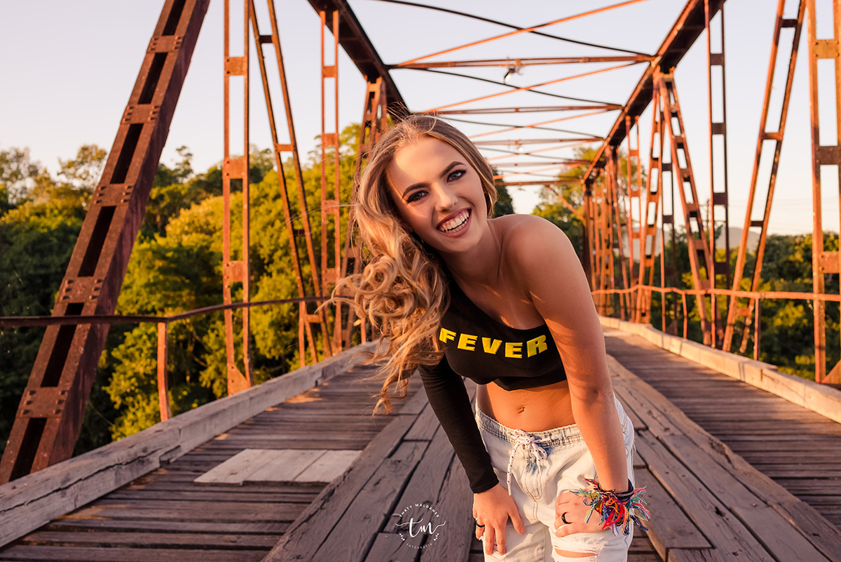 foto tumblr ensaio de 15 anos na natureza ponte de ferro Lajeado