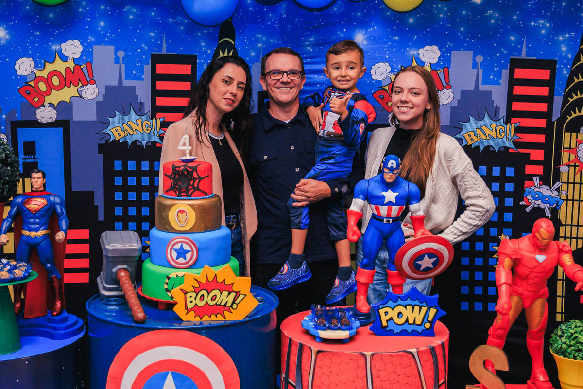 Aniversário Samuel 4 anos.
Jujuba Casa de Festas em Florianópolis