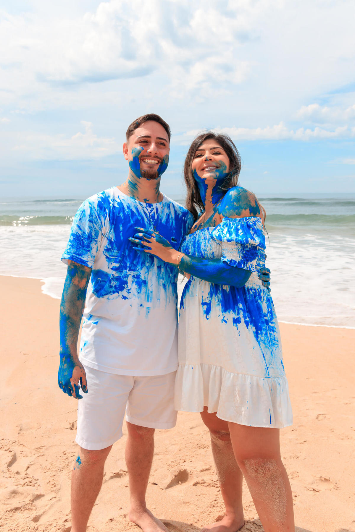 Um momento inesquecível em Florianópolis, capturando a felicidade e o amor da espera em meio à natureza.