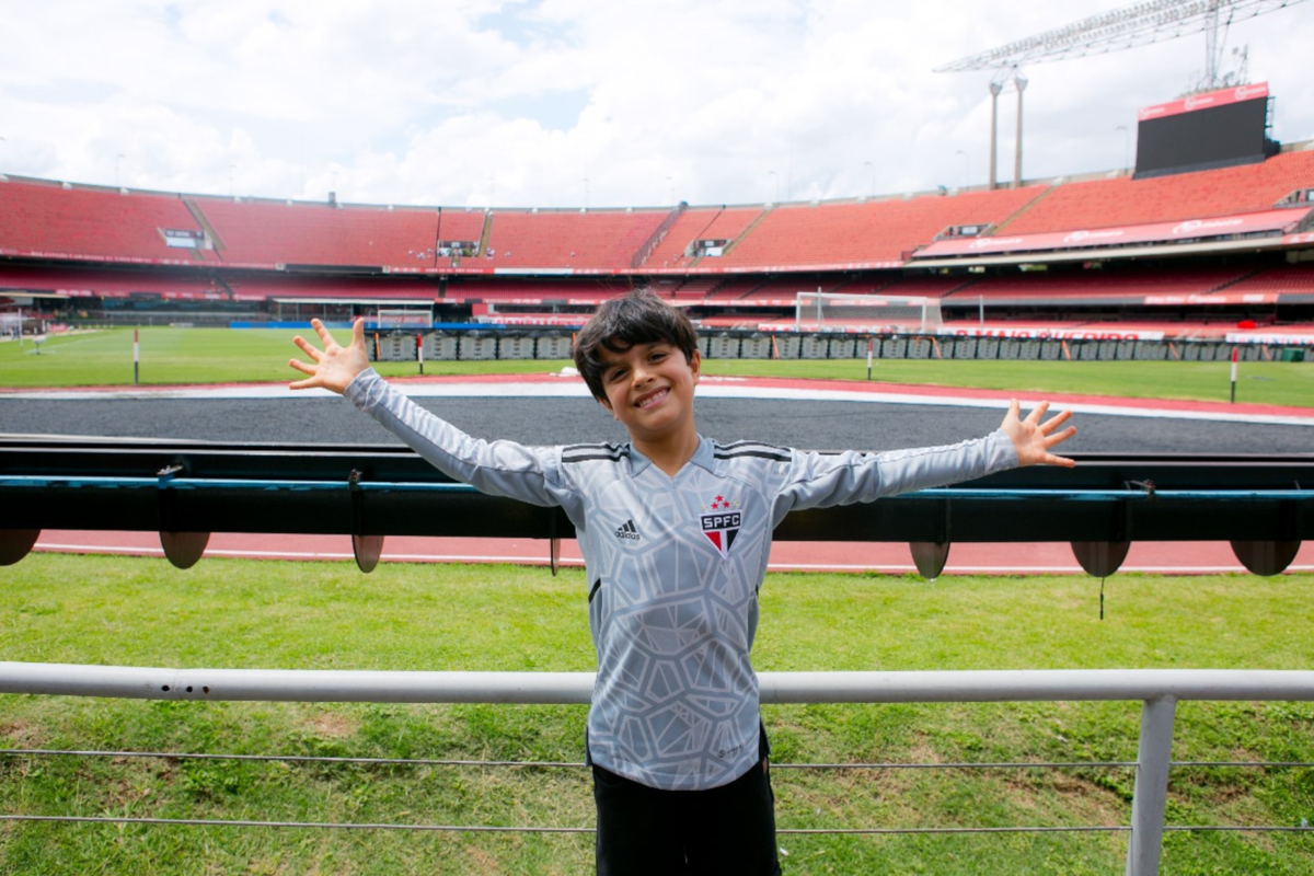 festa infantil, festa infantil diferente, aniversário de criança no estádio do morumbi, criança são paulina