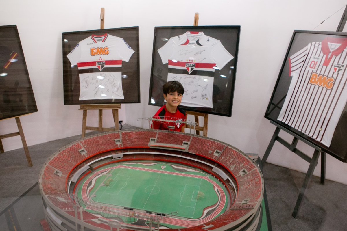 festa infantil, festa infantil diferente, aniversário de criança no estádio do morumbi, criança são paulina