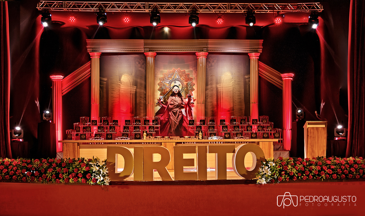 Formatura de Direito - UESC 
Publicitária