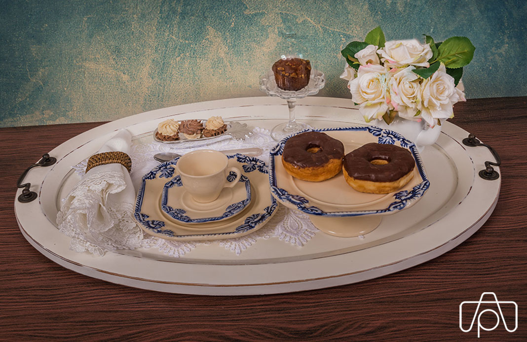 Composição de Peças em Mesas de Jantar 03