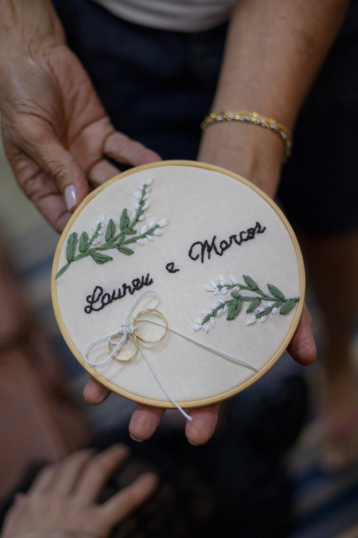 Porta alianças confeccionado pela mãe da noiva