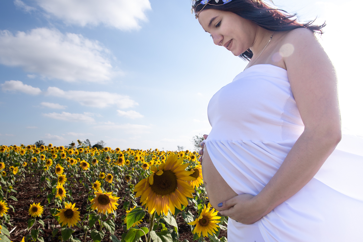  ensaio gestante holambra; ensaio gestante campo de girassol, ensaio gestante girassol, ensaio gestante, ensaio familia holambra, ensaio lifestyle, photometria fotos