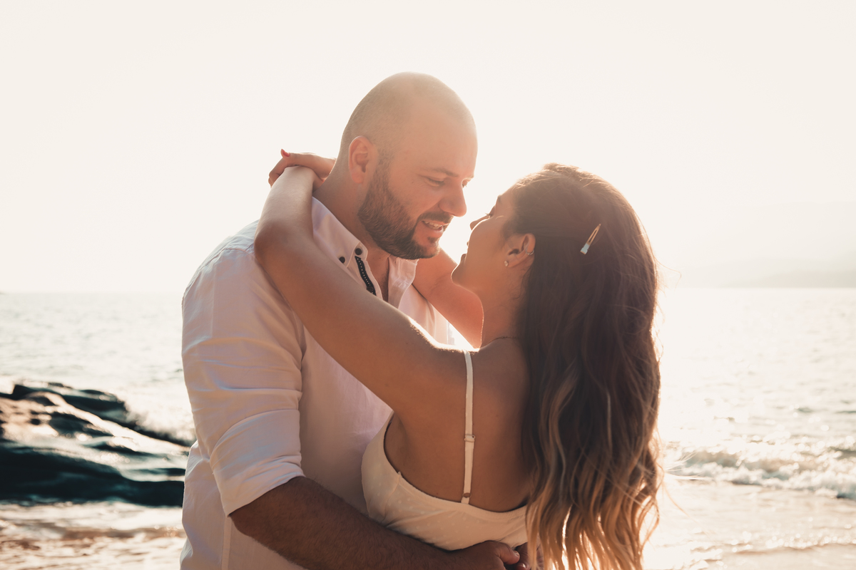 pre wedding na praia; ensaio na praia; pre wedding ilhabela; ensaio ilhabela; pre wedding; ensaio; photometria fotos; photometria; fotógrafo santo andré; fotografo são paulo; ensaio casal; pre casamento; ensaio pre wedding