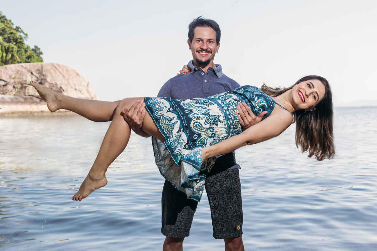 pre wedding santos; ensaio santos, pre wedding veleiro; ensaio veleiro, pre wedding na praia; ensaio na praia; pre wedding praia do moises; ensaio praia do moises; pre wedding; praia do moises; veleiro; photometria fotos; fotografo santo andré