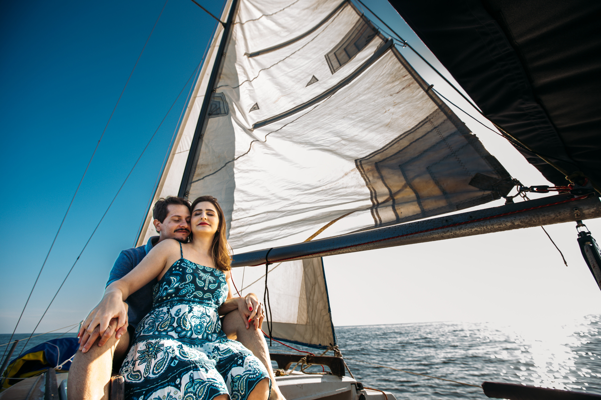 pre wedding santos; ensaio santos, pre wedding veleiro; ensaio veleiro, pre wedding na praia; ensaio na praia; pre wedding praia do moises; ensaio praia do moises; pre wedding; praia do moises; veleiro; photometria fotos; fotografo santo andré