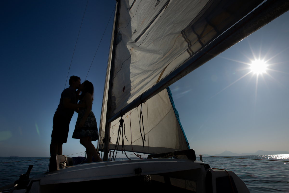 pre wedding santos; ensaio santos, pre wedding veleiro; ensaio veleiro, pre wedding na praia; ensaio na praia; pre wedding praia do moises; ensaio praia do moises; pre wedding; praia do moises; veleiro; photometria fotos; fotografo santo andré