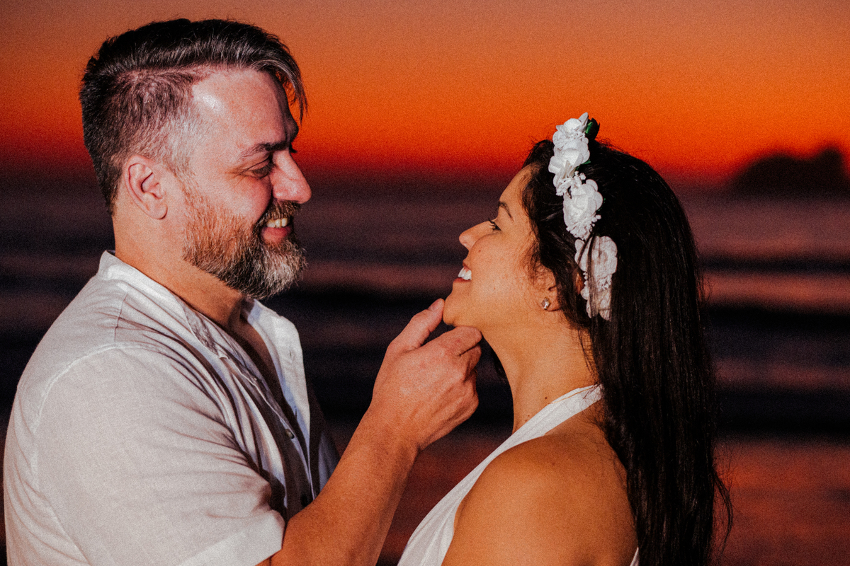 pre wedding; pre wedding na praia; pre wedding praia;  ensaio pre wedding; ensaio; photometria; photometria fotos; fotografo santo andré; fotografo são paulo; pre wedding guarujá; pre wedding praia do iporanga; pre wedding praia de pernambuco