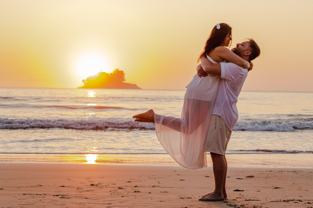 pre wedding; pre wedding na praia; pre wedding praia;  ensaio pre wedding; ensaio; photometria; photometria fotos; fotografo santo andré; fotografo são paulo; pre wedding guarujá; pre wedding praia do iporanga; pre wedding praia de pernambuco