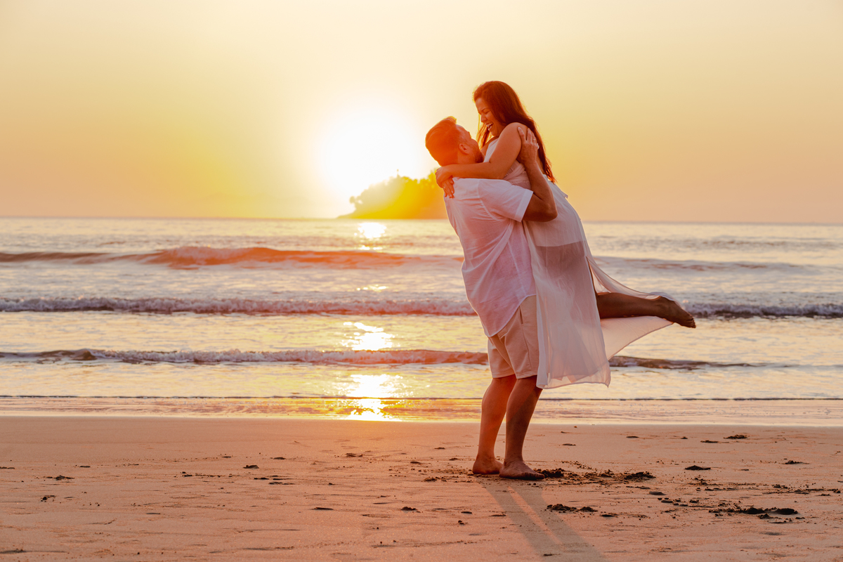 pre wedding; pre wedding na praia; pre wedding praia;  ensaio pre wedding; ensaio; photometria; photometria fotos; fotografo santo andré; fotografo são paulo; pre wedding guarujá; pre wedding praia do iporanga; pre wedding praia de pernambuco