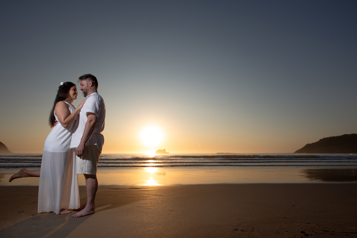 pre wedding; pre wedding na praia; pre wedding praia;  ensaio pre wedding; ensaio; photometria; photometria fotos; fotografo santo andré; fotografo são paulo; pre wedding guarujá; pre wedding praia do iporanga; pre wedding praia de pernambuco