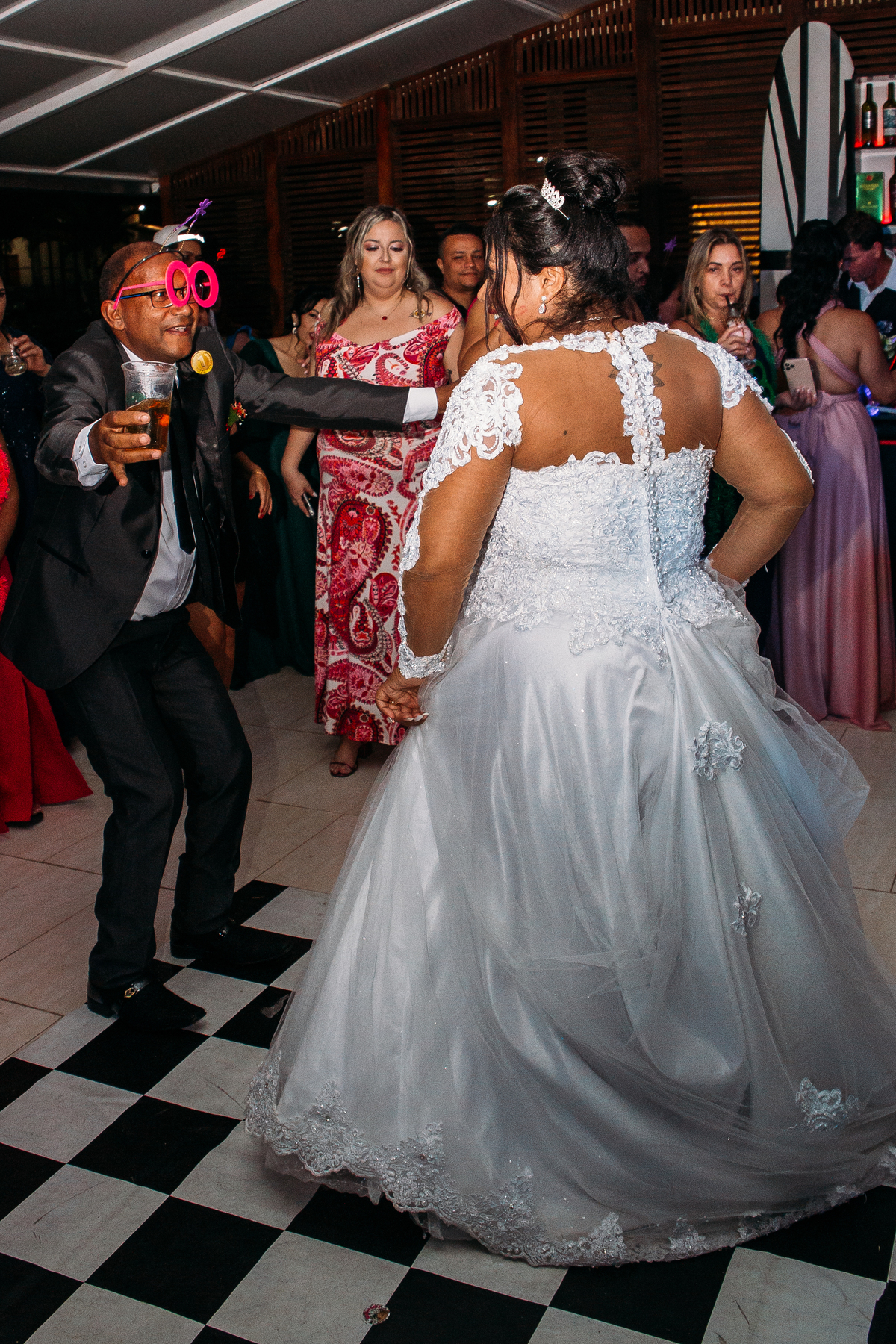 casamento; photometria; photometria fotos; fotografo santo andré; fotografo são paulo; sitio francilene; casamento mogi das cruzes; casamento janaina e rafael; casamento evangelico; casamento no campo; noiva dançando com pai