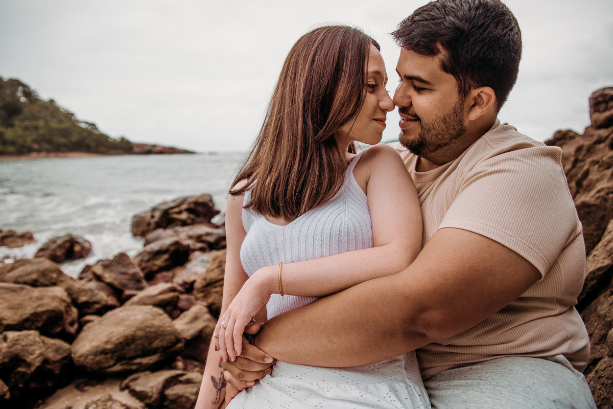 ensaio; ensaio pre wedding; pre wedding; ensaio casal; photometria; photometria fotos; pre wedding praia; ensaio na praia; praia das conchas, pre wedding guaruja; ensaio guaruja; guaruja
