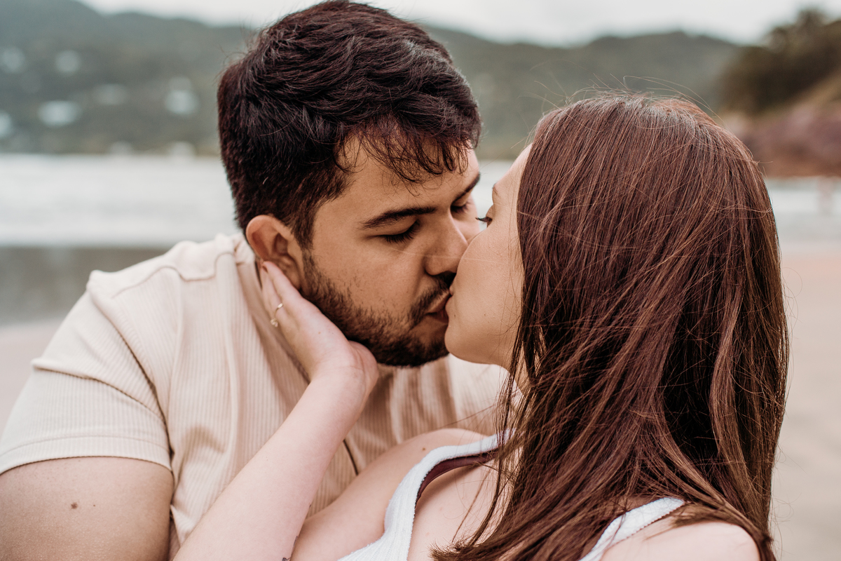 ensaio; ensaio pre wedding; pre wedding; ensaio casal; photometria; photometria fotos; pre wedding praia; ensaio na praia; praia das conchas, pre wedding guaruja; ensaio guaruja; guaruja