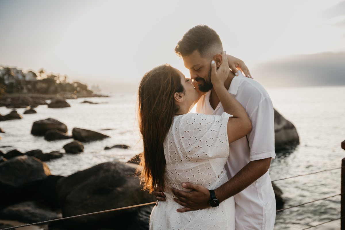 pre wedding na praia; ensaio na praia; pre wedding ilhabela; ensaio ilhabela; pre wedding; ensaio; photometria fotos; photometria; fotógrafo santo andré; fotografo são paulo; ensaio casal; ensaio pre wedding