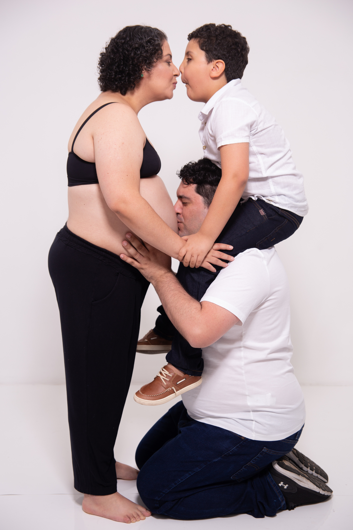 ensaio estudio, estudio photometria, photometria fotos, ensaio gestante, gestante em estudio, gestante, ensaio familia, ensaio lifestyle