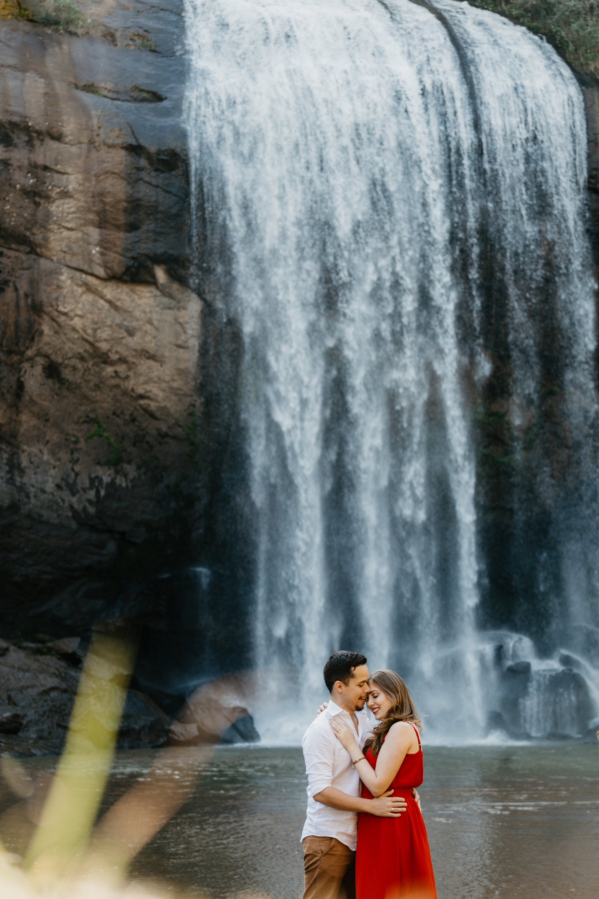 pre wedding na cachoeira; ensaio na cachoeira; pre wedding cachoeira grande; ensaio cachoeira grande; pre wedding; ensaio; photometria fotos; photometria; fotógrafo santo andré; fotografo são paulo; ensaio pre wedding, cachoeira grande; lagoinha