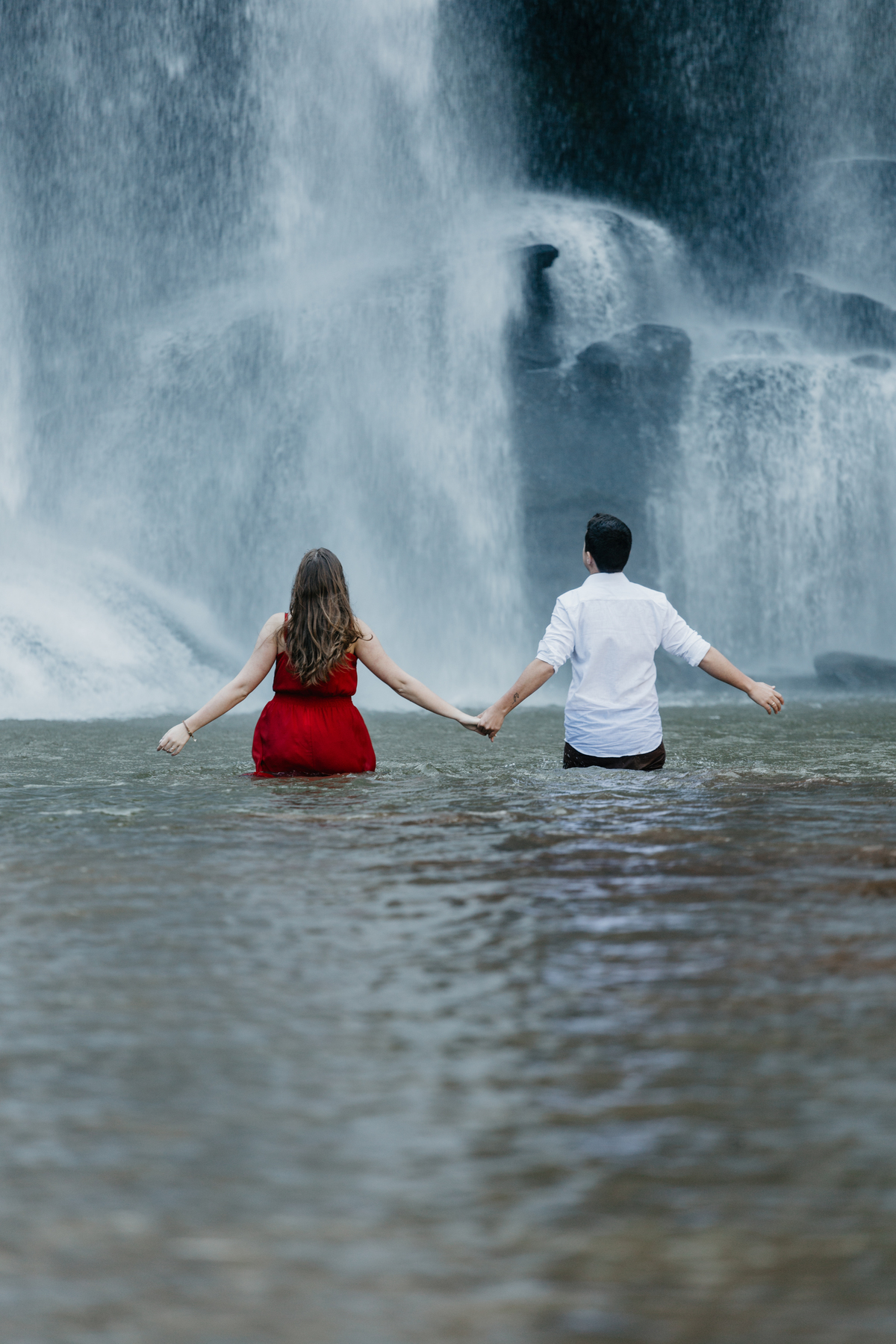 pre wedding na cachoeira; ensaio na cachoeira; pre wedding cachoeira grande; ensaio cachoeira grande; pre wedding; ensaio; photometria fotos; photometria; fotógrafo santo andré; fotografo são paulo; ensaio pre wedding, cachoeira grande; lagoinha