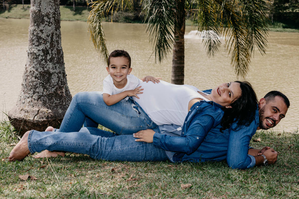 ensaio gestante; ensaio gestante no parque, ensaio gestante parque, ensaio gestante, ensaio familia parque, ensaio familia, ensaio lifestyle, photometria fotos, ensaio santo andré