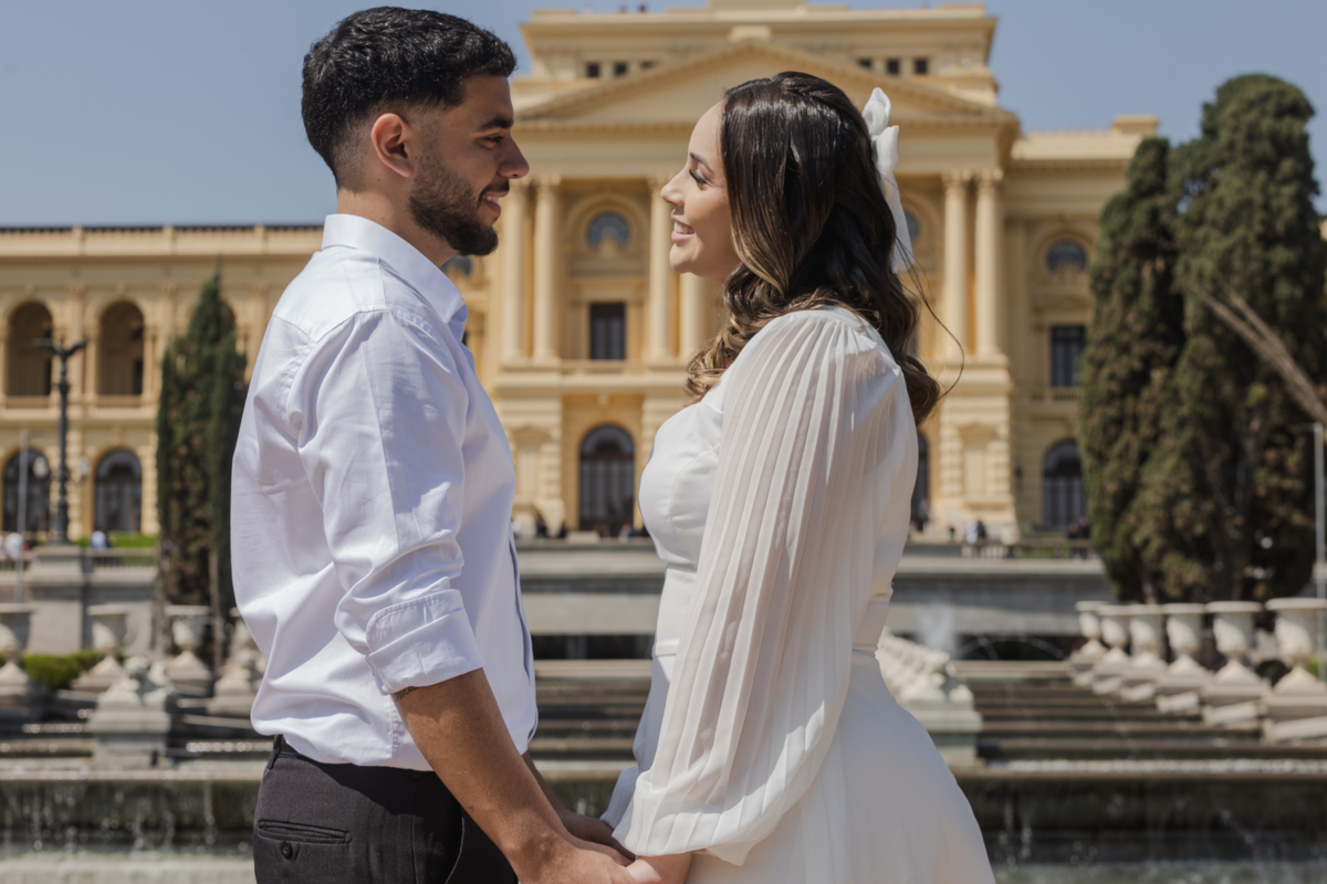 pre wedding museu do ipiranga; ensaio museu do ipiranga; pre wedding urbano; ensaio urbano;  photometria fotos; fotógrafo santo andré; fotografo são paulo; ensaio pre wedding; save the date; pre wedding film; ensaio moderno;  pre wedding aesthetic