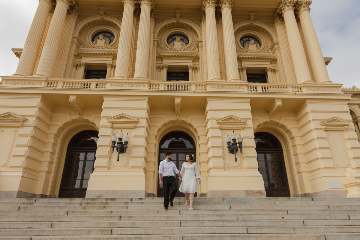 pre wedding museu do ipiranga; ensaio museu do ipiranga; pre wedding urbano; ensaio urbano;  photometria fotos; fotógrafo santo andré; fotografo são paulo; ensaio pre wedding; save the date; pre wedding film; ensaio moderno;  pre wedding aesthetic