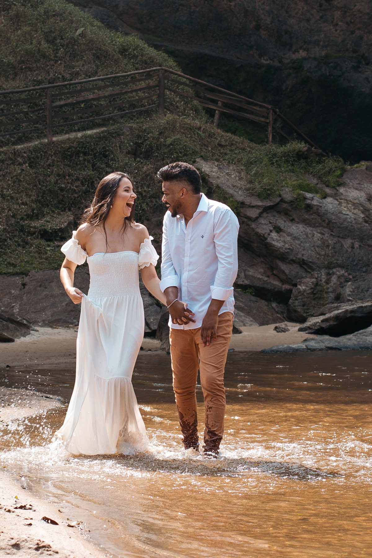 pre wedding na cachoeira; ensaio na cachoeira; pre wedding cachoeira grande; ensaio cachoeira grande; pre wedding; ensaio; photometria fotos; photometria; fotógrafo santo andré; fotografo são paulo; ensaio pre wedding, cachoeira grande; lagoinha