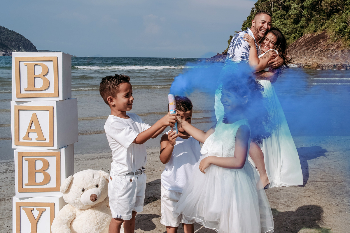 ensaio gestante; ensaio gestante na praia, ensaio gestante praia, chá revelação, ensaio familia, ensaio familia praia, cha revelação praia, photometria fotos, fotografo santo andré