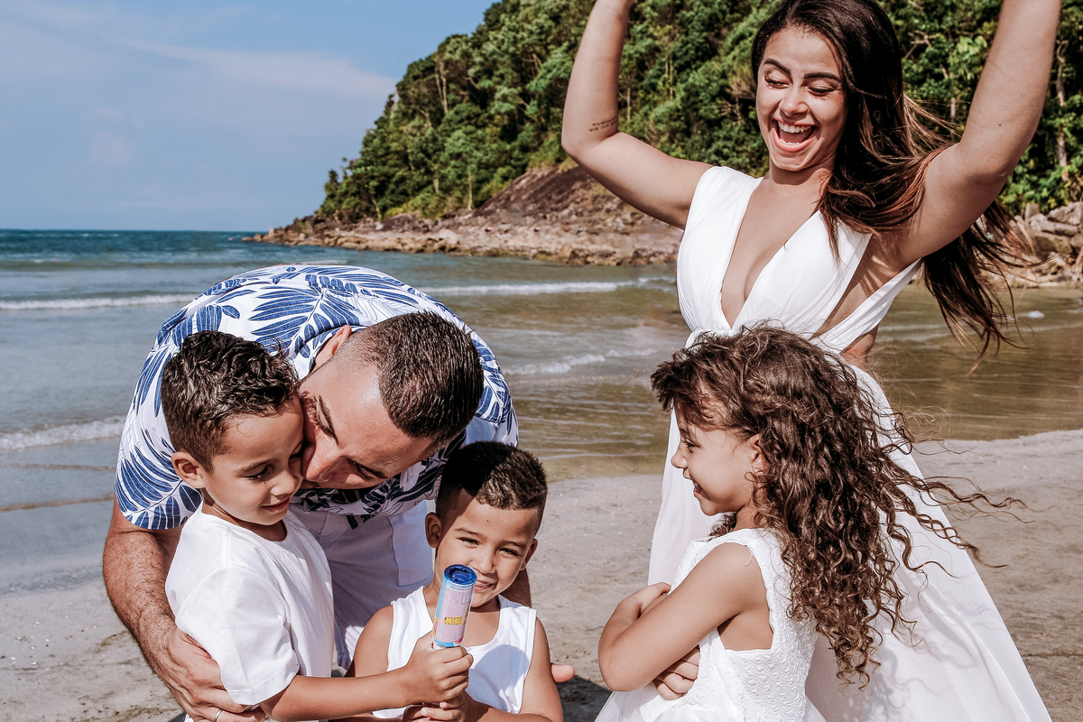 ensaio gestante; ensaio gestante na praia, ensaio gestante praia, chá revelação, ensaio familia, ensaio familia praia, cha revelação praia, photometria fotos, fotografo santo andré