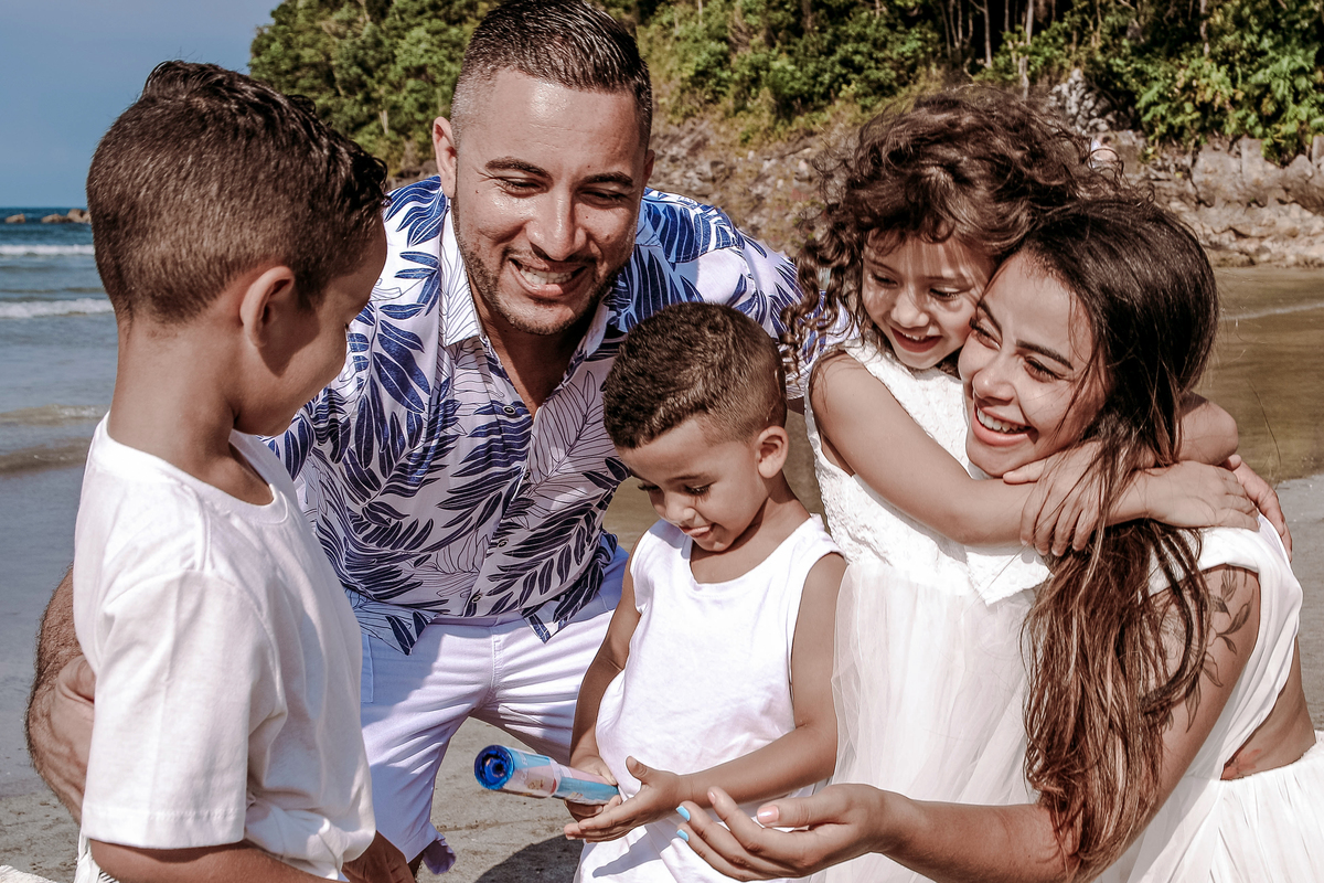 ensaio gestante; ensaio gestante na praia, ensaio gestante praia, chá revelação, ensaio familia, ensaio familia praia, cha revelação praia, photometria fotos, fotografo santo andré