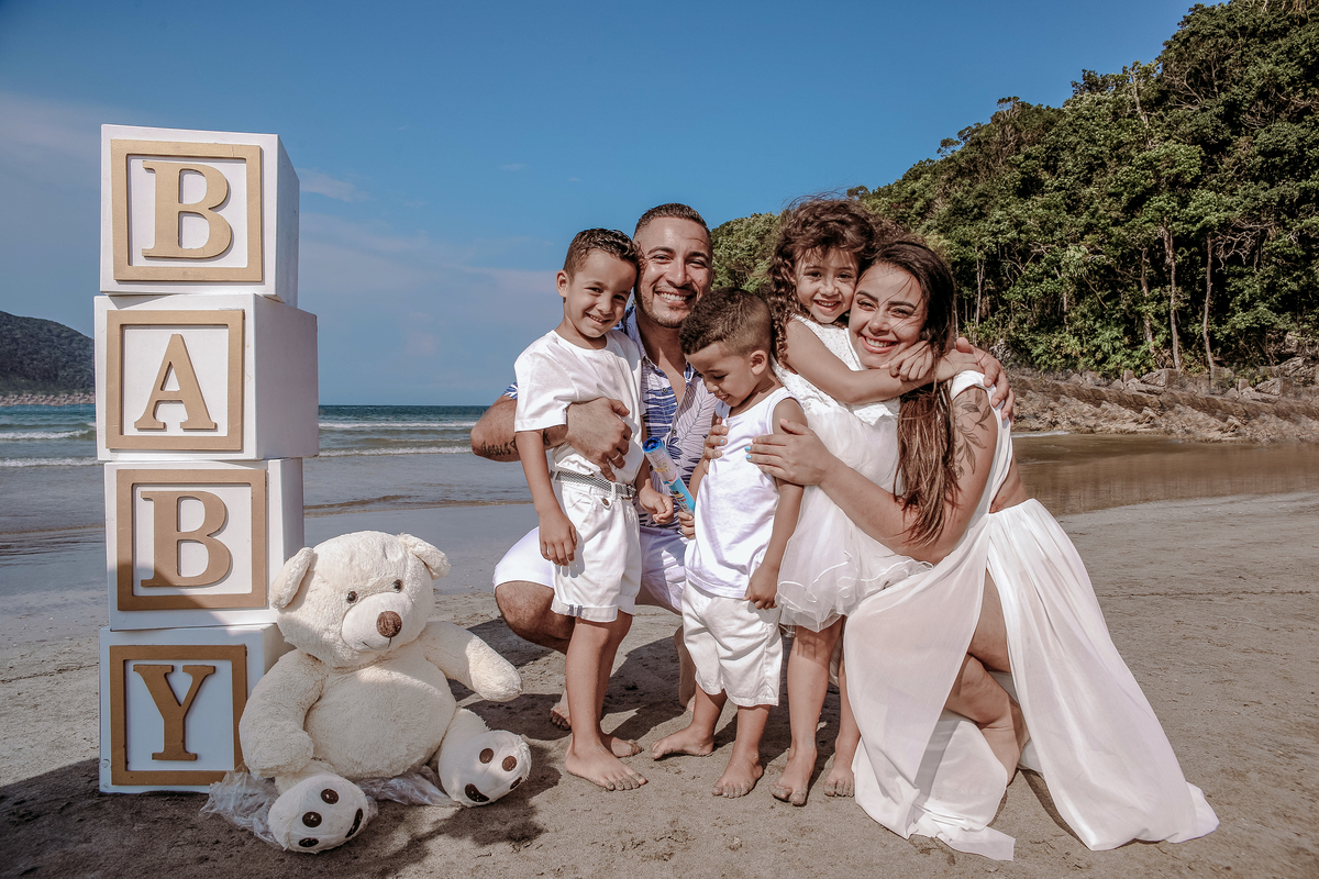 ensaio gestante; ensaio gestante na praia, ensaio gestante praia, chá revelação, ensaio familia, ensaio familia praia, cha revelação praia, photometria fotos, fotografo santo andré