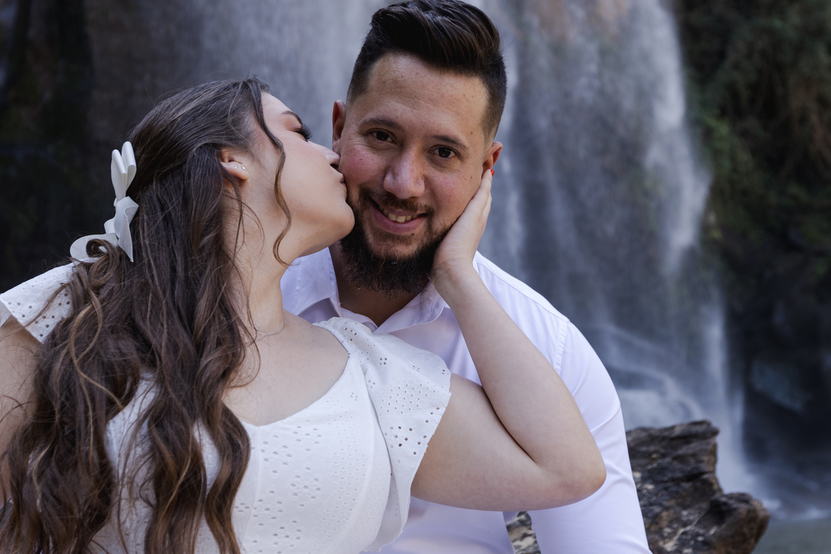pre wedding na cachoeira; ensaio na cachoeira; pre wedding cachoeira grande; ensaio cachoeira grande; pre wedding; ensaio; photometria fotos; photometria; fotógrafo santo andré; fotografo são paulo; ensaio pre wedding, cachoeira grande; lagoinha