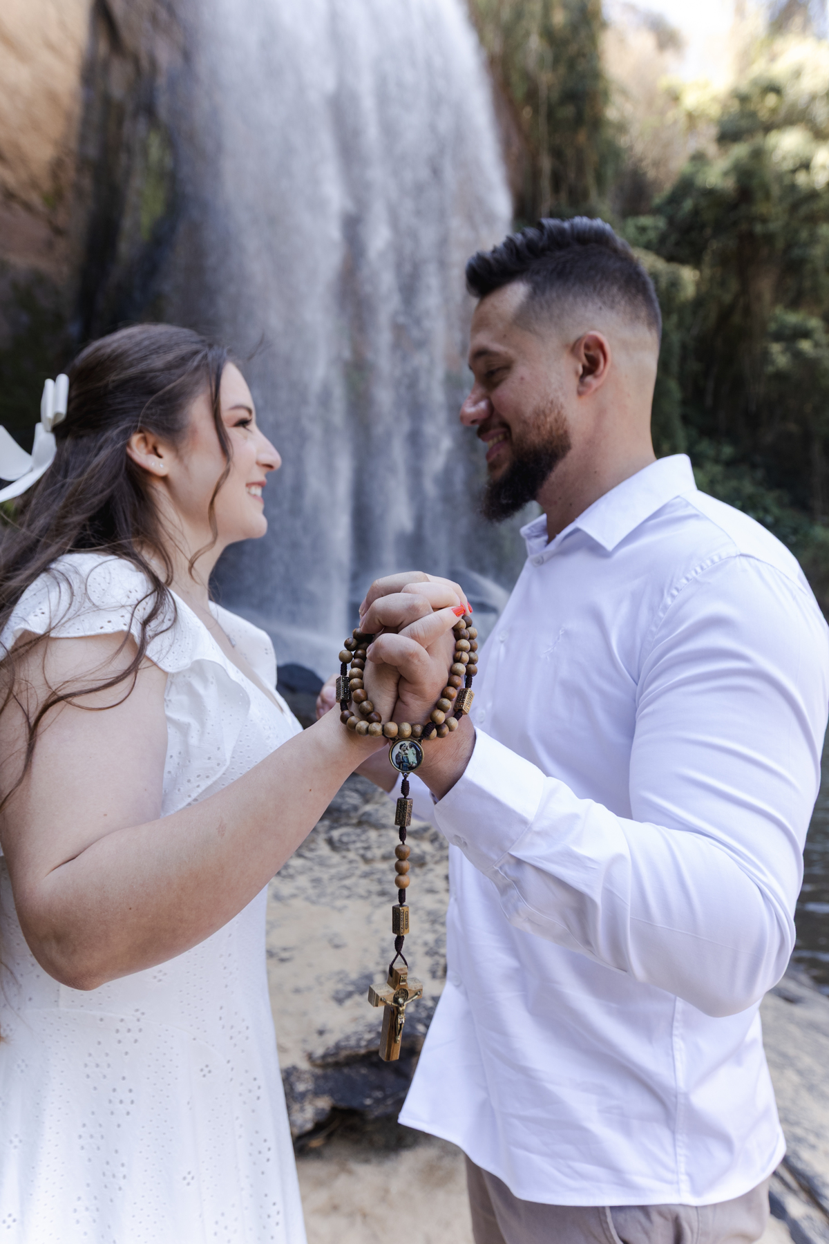 pre wedding na cachoeira; ensaio na cachoeira; pre wedding cachoeira grande; ensaio cachoeira grande; pre wedding; ensaio; photometria fotos; photometria; fotógrafo santo andré; fotografo são paulo; ensaio pre wedding, cachoeira grande; lagoinha