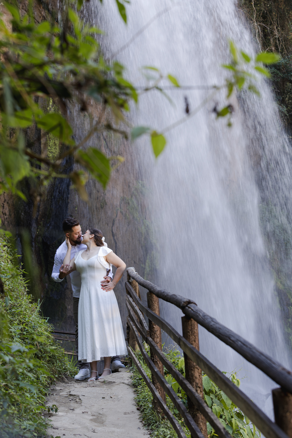 pre wedding na cachoeira; ensaio na cachoeira; pre wedding cachoeira grande; ensaio cachoeira grande; pre wedding; ensaio; photometria fotos; photometria; fotógrafo santo andré; fotografo são paulo; ensaio pre wedding, cachoeira grande; lagoinha