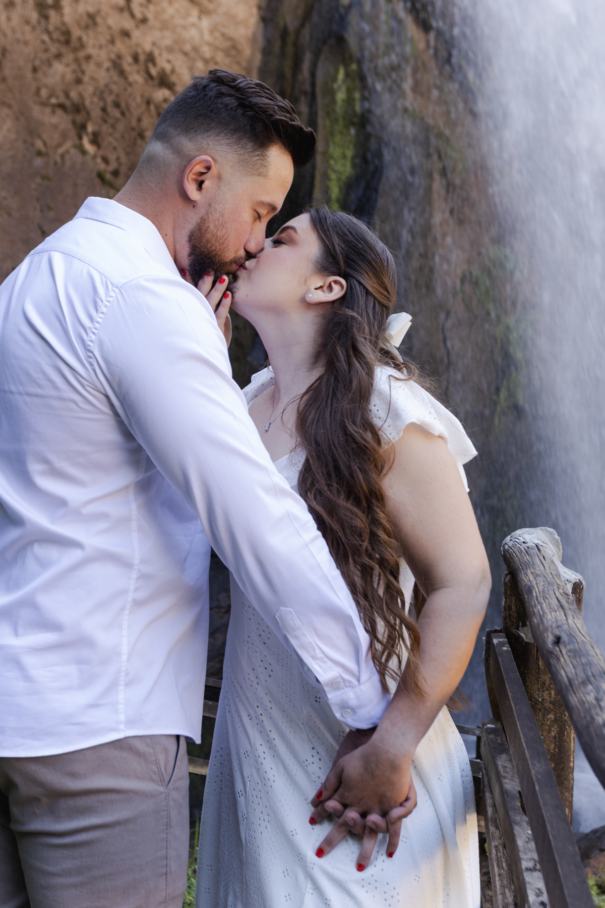 pre wedding na cachoeira; ensaio na cachoeira; pre wedding cachoeira grande; ensaio cachoeira grande; pre wedding; ensaio; photometria fotos; photometria; fotógrafo santo andré; fotografo são paulo; ensaio pre wedding, cachoeira grande; lagoinha