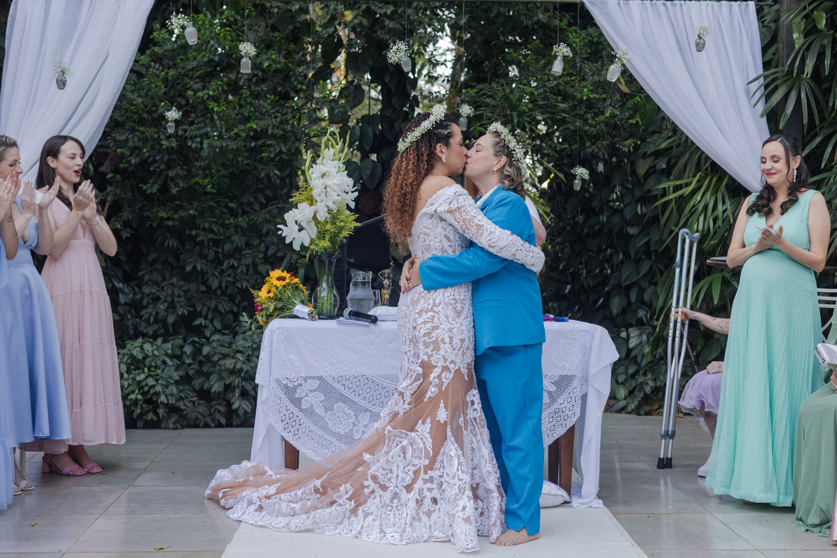 casamento homoafetivo, casamento homosexual, casamento lgbt, casamento umbanda, casamento umbandista, photometria fotos, fotografo santo andré, fotografo são paulo, fotografia casamento, chácara recanto verde, orixás, cerimônia espirita, beijo noivas