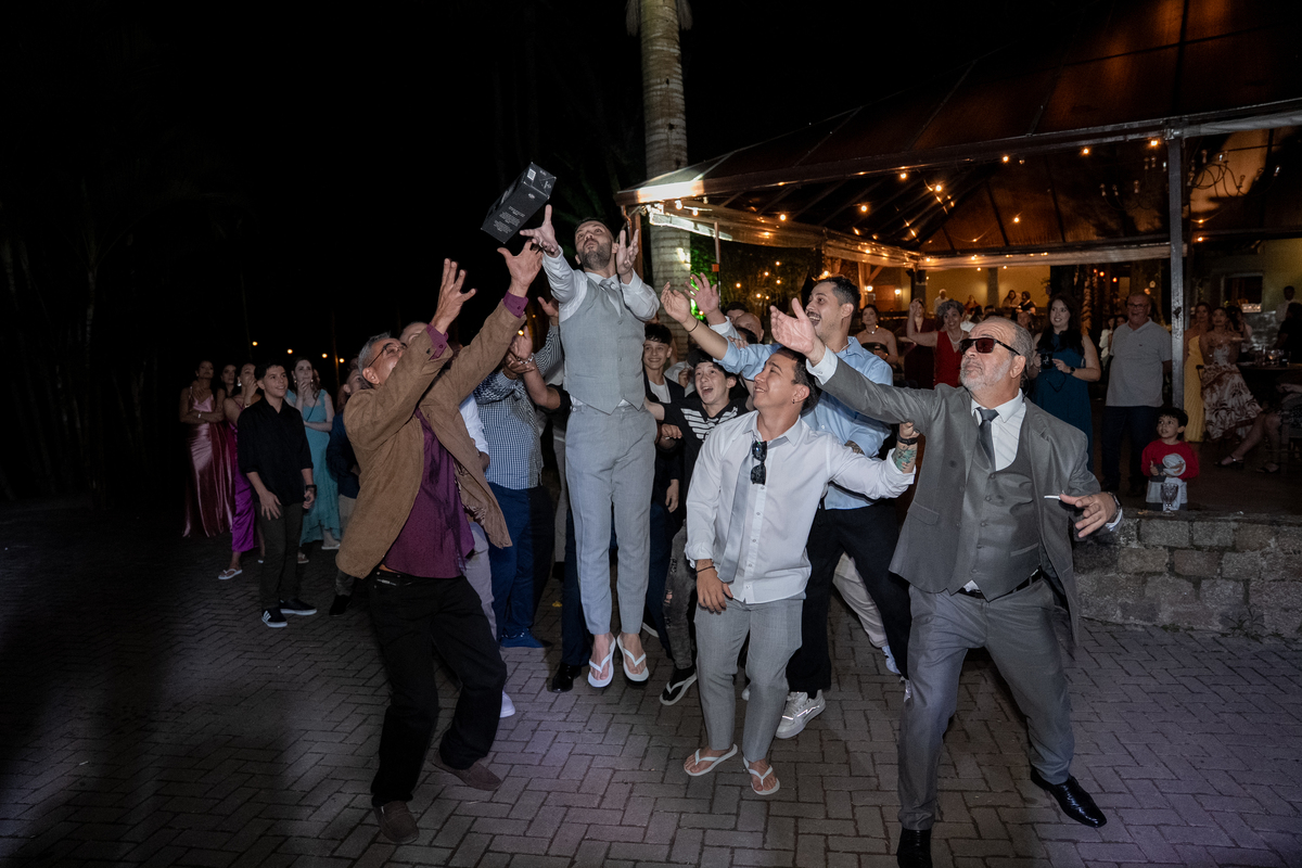 casamento no campo, photometria, photometria fotos, fotografo santo andré, fotografo são paulo, fotografia de casamento, filmagem de casamento, casamento classico, casamento São Bernardo, Espaço Dieters Lago, Dieters Lago, 
whisky do noivo