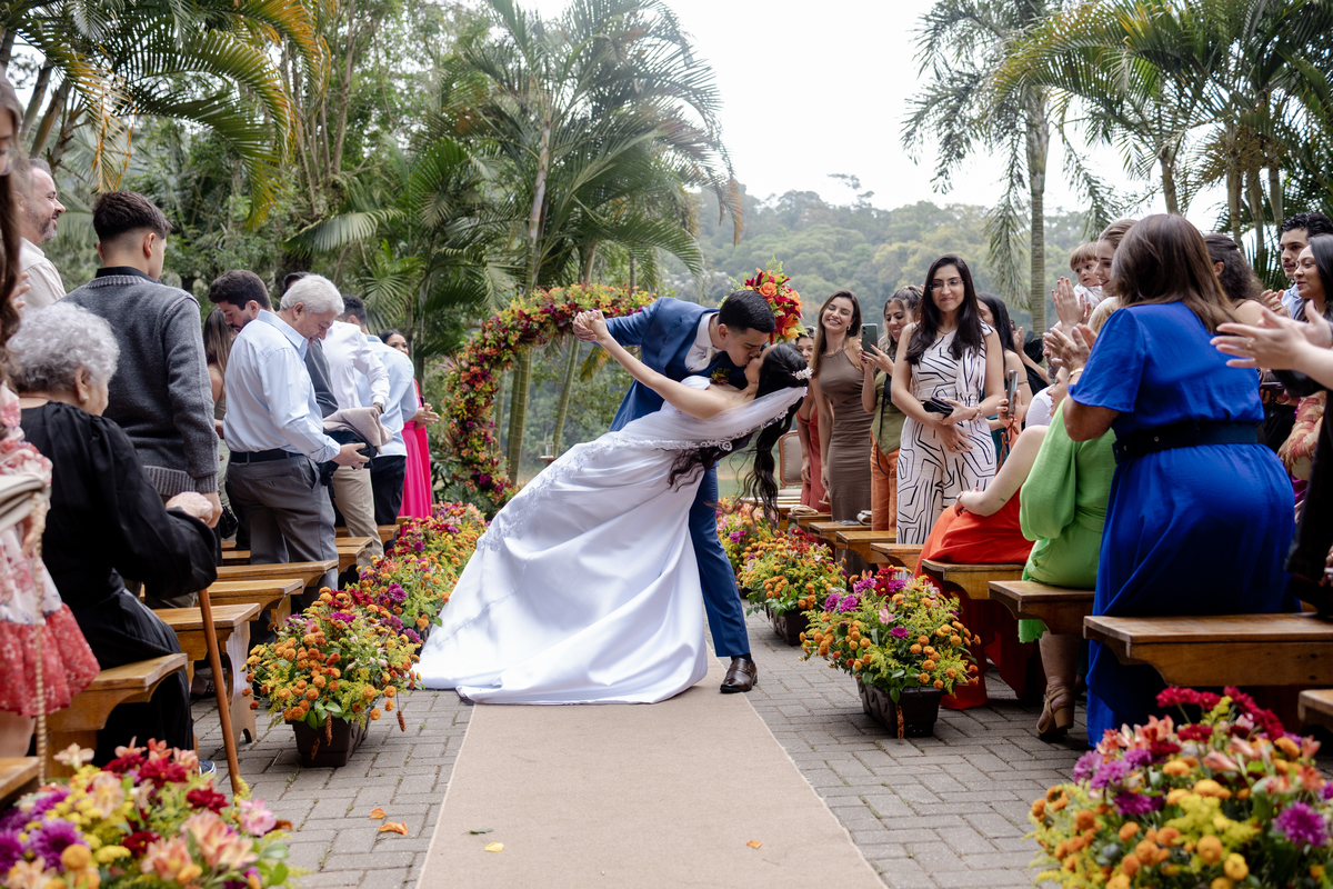  casamento no campo, photometria, photometria fotos, fotografo santo andré, fotografo são paulo, fotografia de casamento, filmagem de casamento, casamento classico, casamento São Bernardo, Espaço Dieters Lago, Dieters Lago, beijo noivos