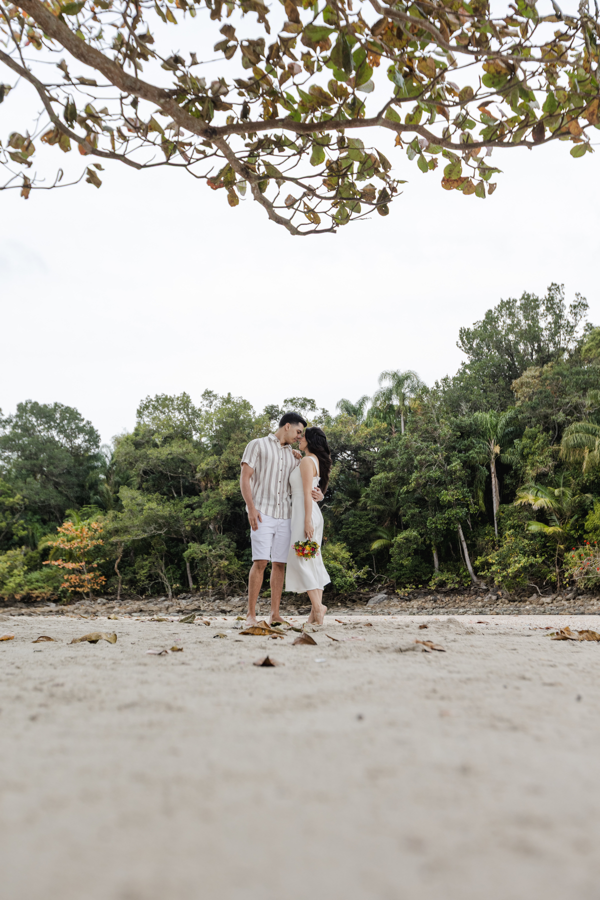 pre wedding na praia; ensaio na praia; pre wedding guaruja; ensaio guaruja; pre wedding; ensaio; photometria fotos; photometria; fotógrafo santo andré; fotografo são paulo; praia de são pedro, praia das conchas, praia do guaruja