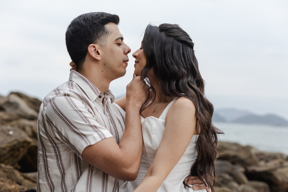 pre wedding na praia; ensaio na praia; pre wedding guaruja; ensaio guaruja; pre wedding; ensaio; photometria fotos; photometria; fotógrafo santo andré; fotografo são paulo; praia de são pedro, praia das conchas, praia do guaruja