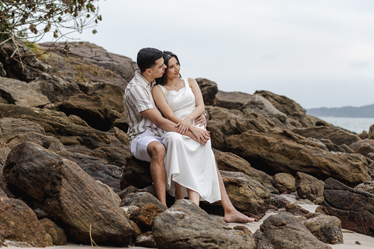 pre wedding na praia; ensaio na praia; pre wedding guaruja; ensaio guaruja; pre wedding; ensaio; photometria fotos; photometria; fotógrafo santo andré; fotografo são paulo; praia de são pedro, praia das conchas, praia do guaruja