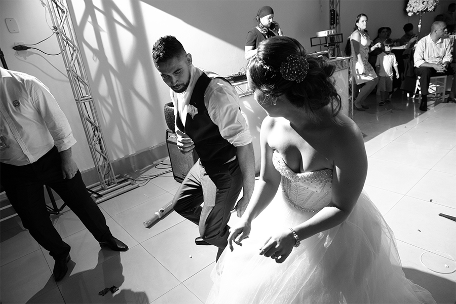 Buffet Monte Olivetto; Casamento; wedding; fotografia de casamento; casamento em são paulo; Fotógrafo de São Paulo; making of da noiva; fotógrafo de casamento; noiva dançando