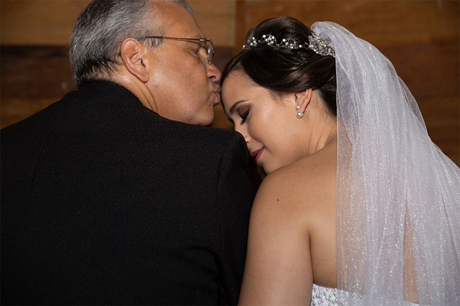 Casamento; wedding; fotografia de casamento; casamento em são paulo; Fotógrafo de São Paulo; making of da noiva; fotógrafo de casamento; noiva e pai; Paróquia Nossa Senhora do Bom Parto